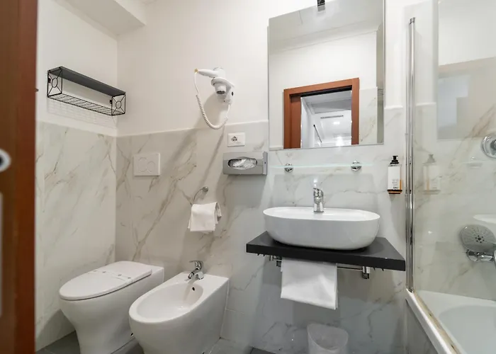 Hotel Oxford 4*