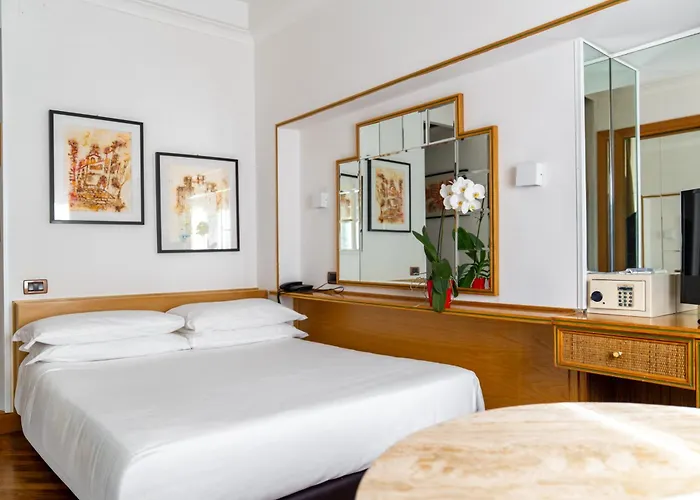 Oxford Hotel 4*