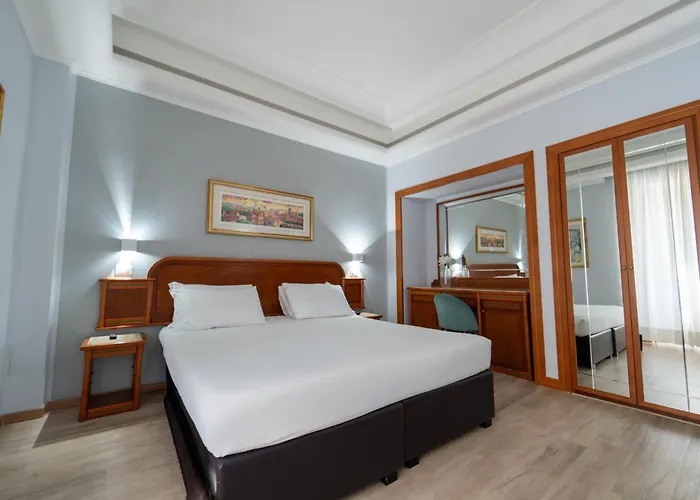 Oxford Hotel 4*