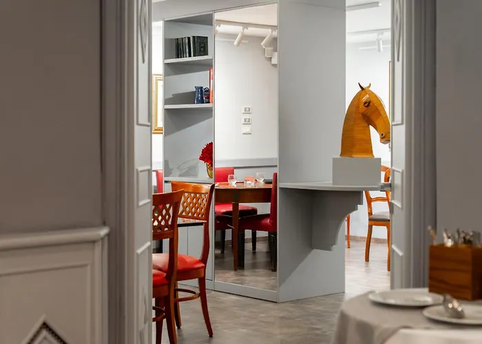 Oxford Hotel 4*