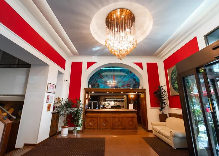 Oxford Hotel 4*